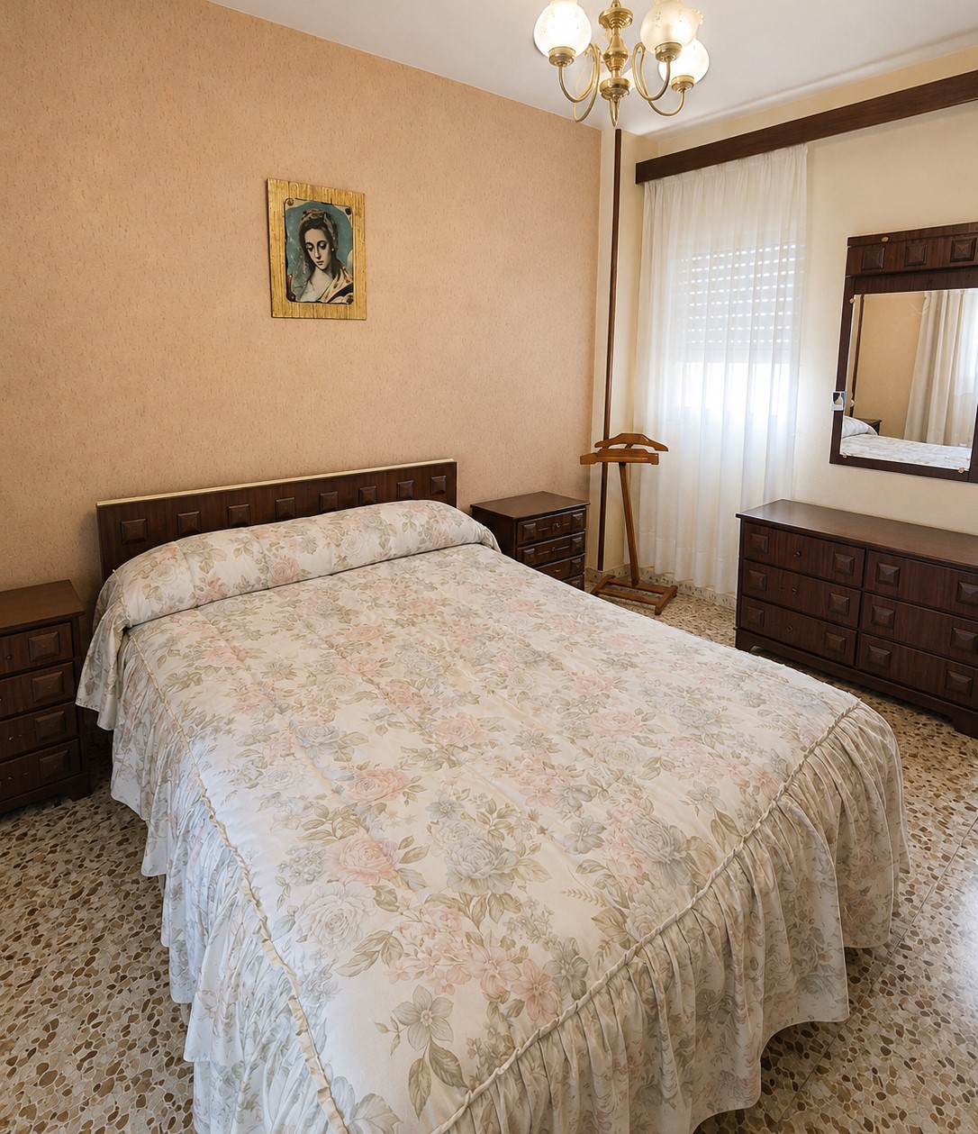 DORMITORIO 2 RETOCADO IA PISO EN CASCO ANTIGUO DE ALCORCON