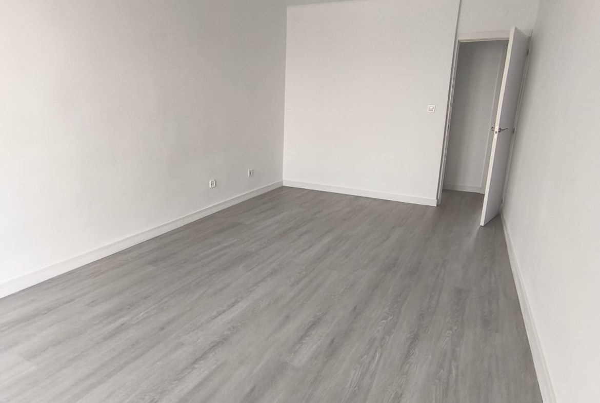 PISO SEMI-REFORMADO EN ZONA CENTRO DE FUENLABRADA