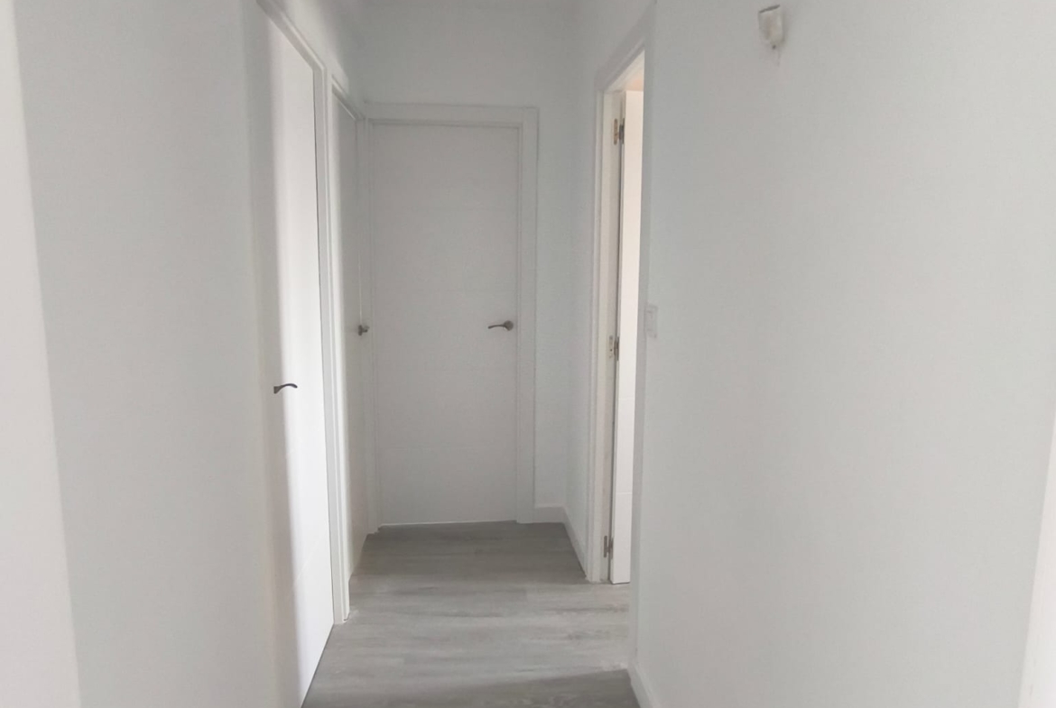 PISO SEMI-REFORMADO EN ZONA CENTRO DE FUENLABRADA
