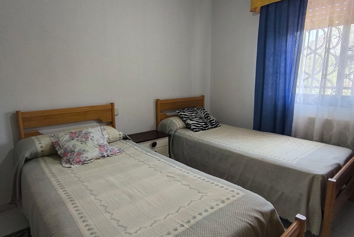 CHALET INDEPENDIENTE CON PISCINA EN URB. OLIVA.VELETA, CARRANQUE (TOLEDO)