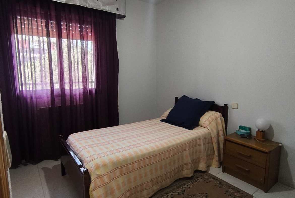 CHALET INDEPENDIENTE CON PISCINA EN URB. OLIVA.VELETA, CARRANQUE (TOLEDO)