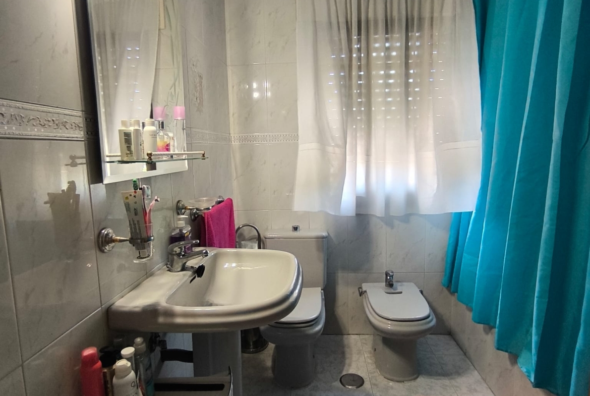 CHALET INDEPENDIENTE CON PISCINA EN URB. OLIVA.VELETA, CARRANQUE (TOLEDO)