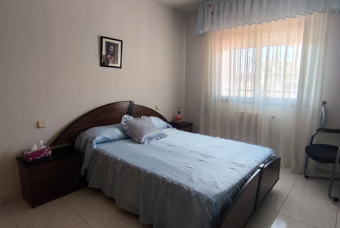 CHALET INDEPENDIENTE CON PISCINA EN URB. OLIVA.VELETA, CARRANQUE (TOLEDO)