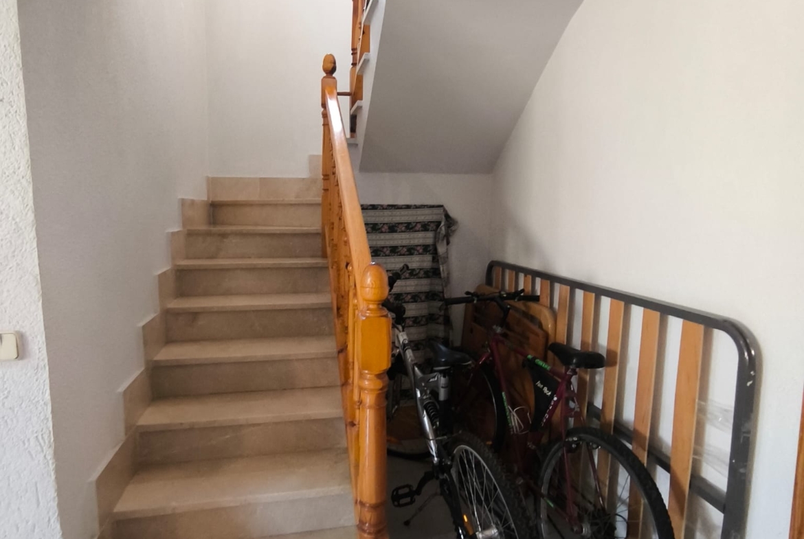 CHALET INDEPENDIENTE CON PISCINA EN URB. OLIVA.VELETA, CARRANQUE (TOLEDO)