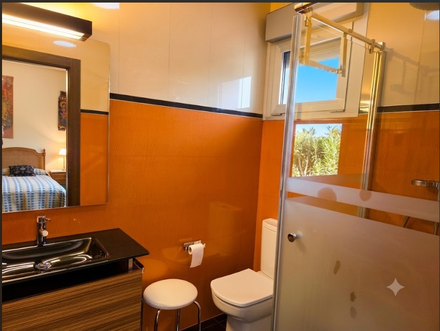 Exclusiva residencia independiente con dos viviendas, piscina y vistas privilegiadas a Toledo