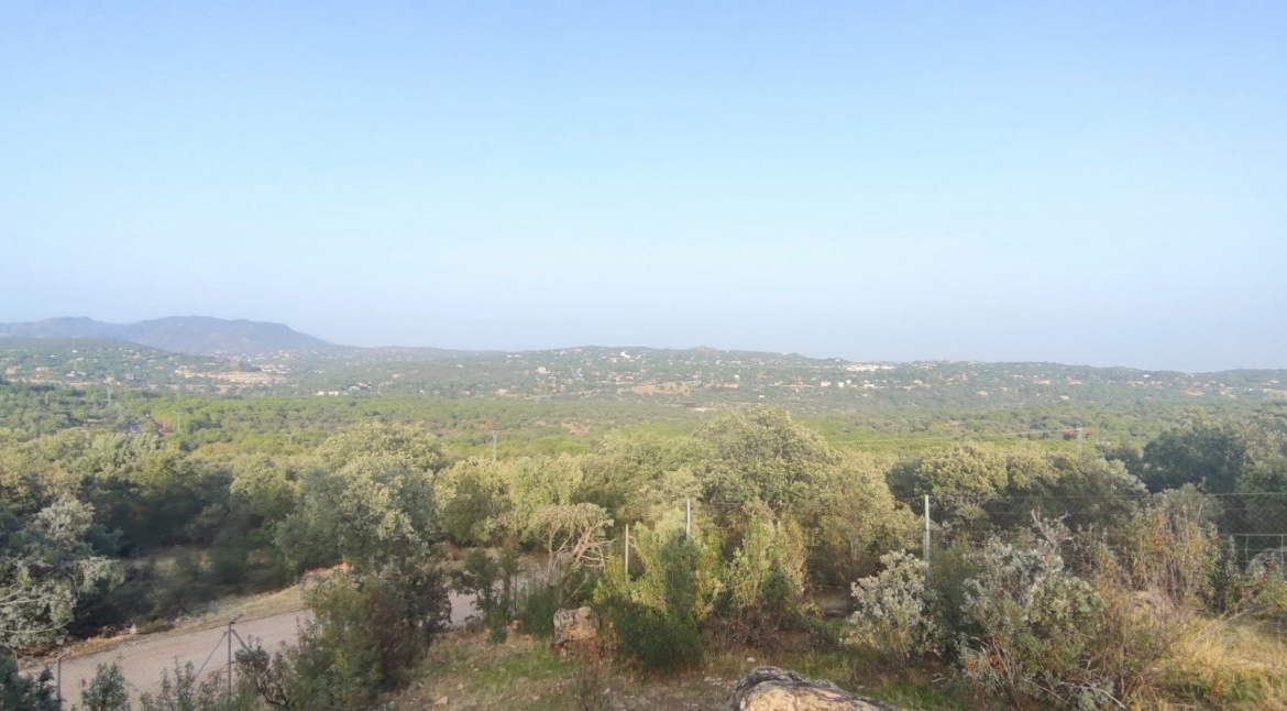 PRECIOSA FINCA RÚSTICA CERCANA AL CASCO DE GALAPAGAR