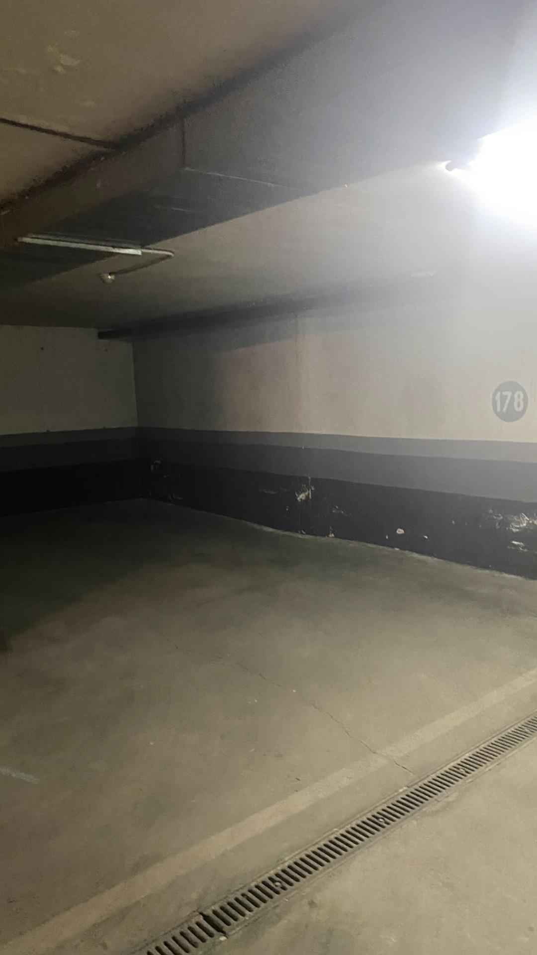 Plaza para coche