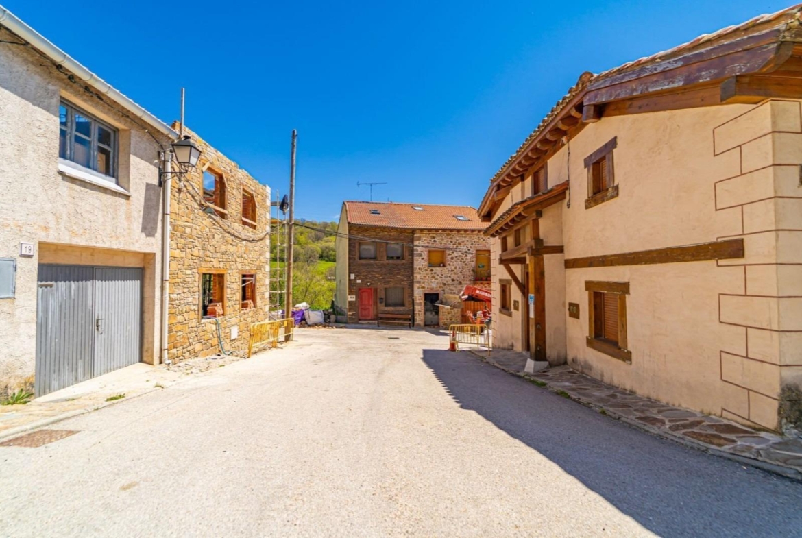 House / detached house en alquiler, Somosierra