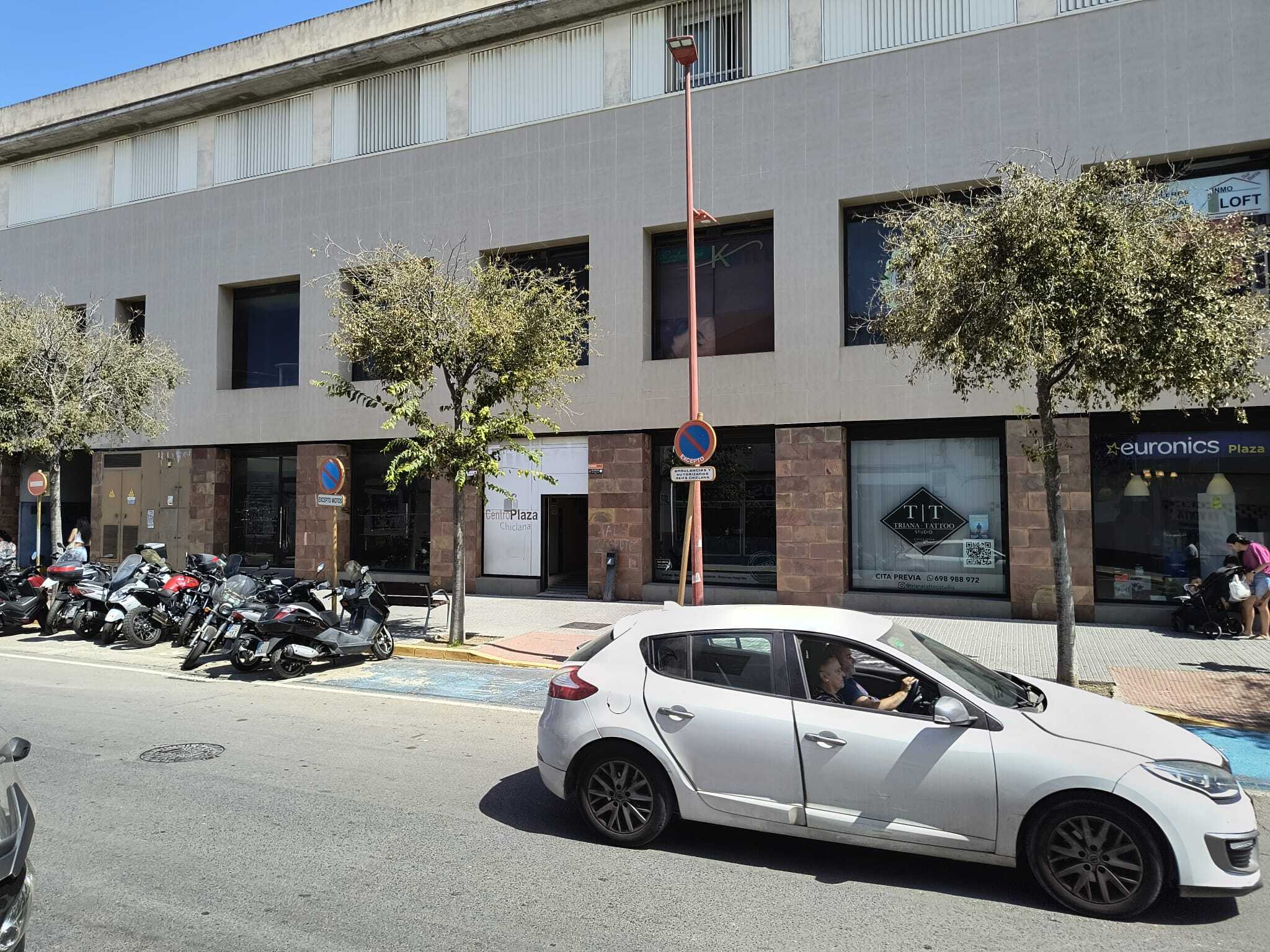 79666221-30b5-4af6-9e44-4715d73e5bbc