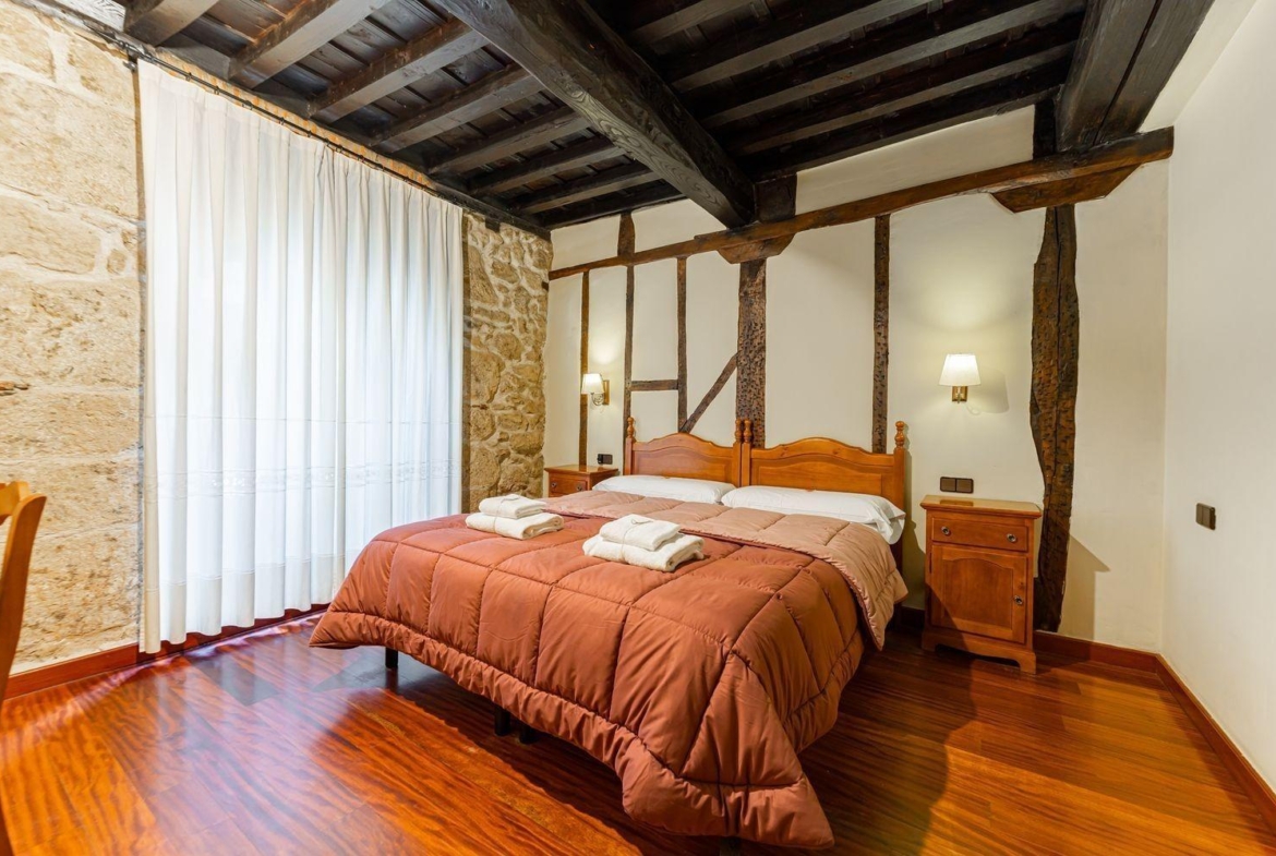^**^POSADA DE CANDELARIO^**^EMBLEMATICO HOTEL RURAL DE 4 ESTRELLAS EN EL TURISTICO PUEBLO CANDELARIO