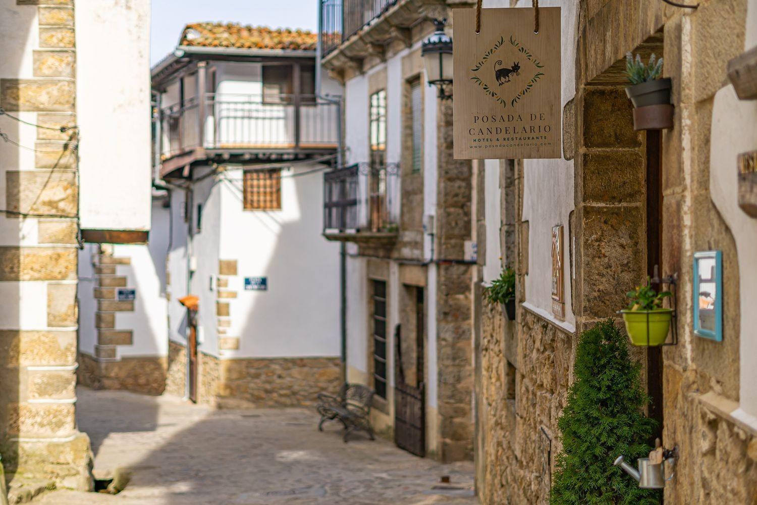 ^**^POSADA DE CANDELARIO^**^EMBLEMATICO HOTEL RURAL DE 4 ESTRELLAS EN EL TURISTICO PUEBLO CANDELARIO