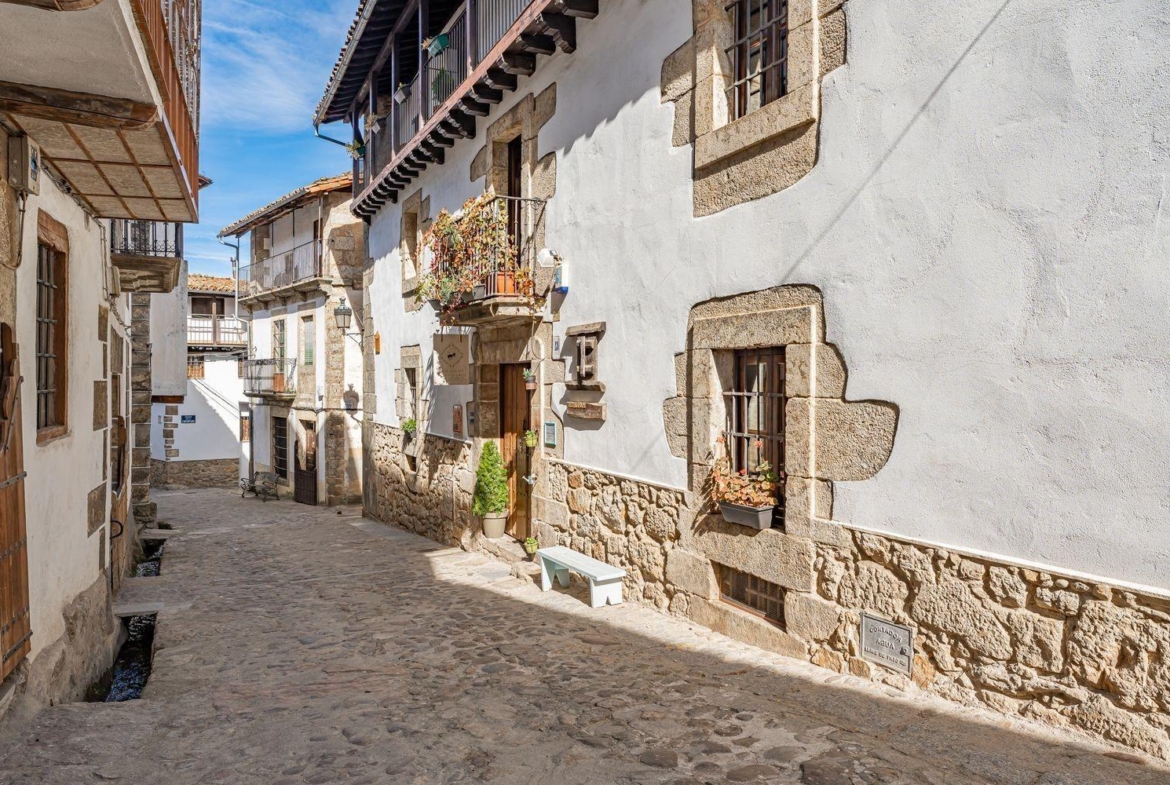 ^**^POSADA DE CANDELARIO^**^EMBLEMATICO HOTEL RURAL DE 4 ESTRELLAS EN EL TURISTICO PUEBLO CANDELARIO