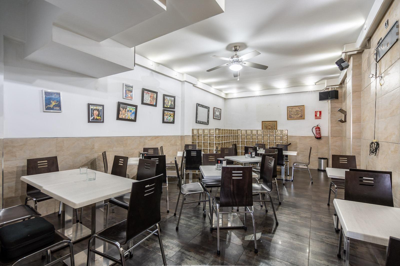 ^**^BAR RESTAURANTE CON AMPLIAS TERRAZAS Y AMPLIA ZONA PRIVADA EN MEJORADA DEL CAMPO^**^ Magnífica o