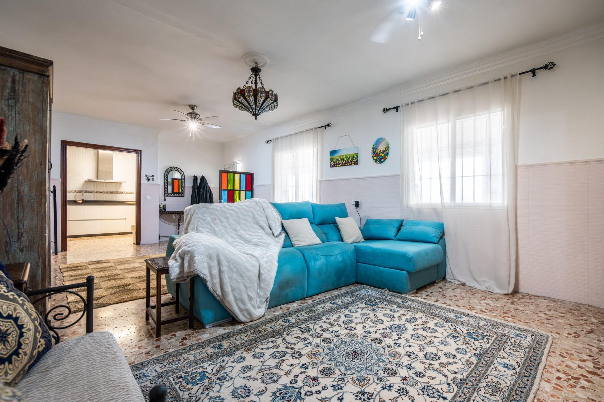 50-33 CORTIJO ANDALUZ CON VARIAS EDIFICACIONES, PISCINA Y 8.000 M² DE TERRENO EN CHICLANA DE LA FRONTERA E
