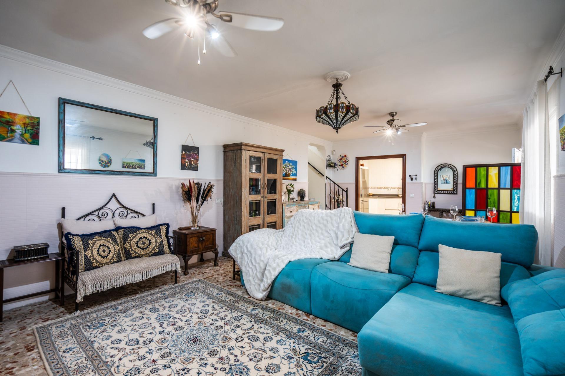50-35 CORTIJO ANDALUZ CON VARIAS EDIFICACIONES, PISCINA Y 8.000 M² DE TERRENO EN CHICLANA DE LA FRONTERA E