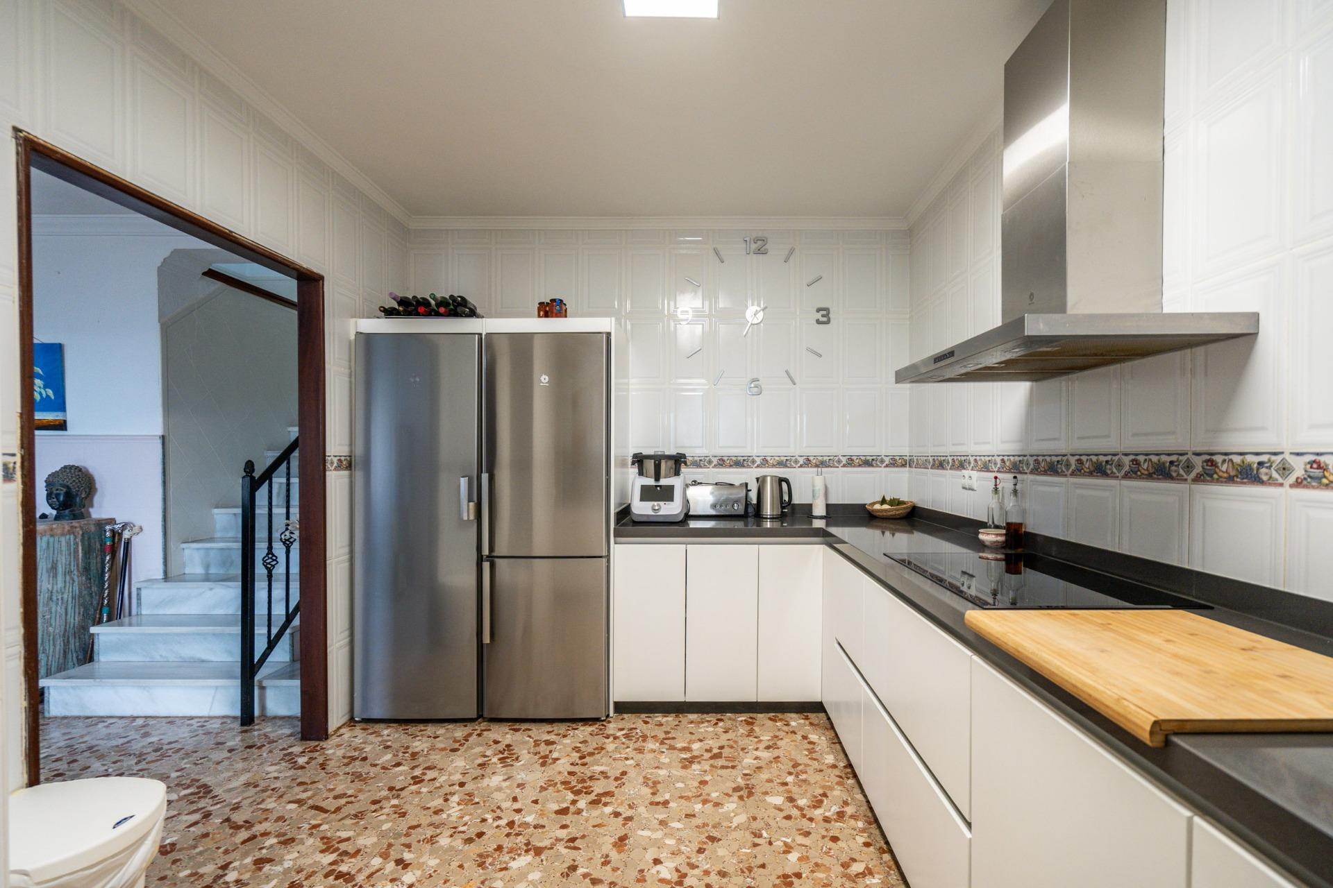 50-40 CORTIJO ANDALUZ CON VARIAS EDIFICACIONES, PISCINA Y 8.000 M² DE TERRENO EN CHICLANA DE LA FRONTERA E