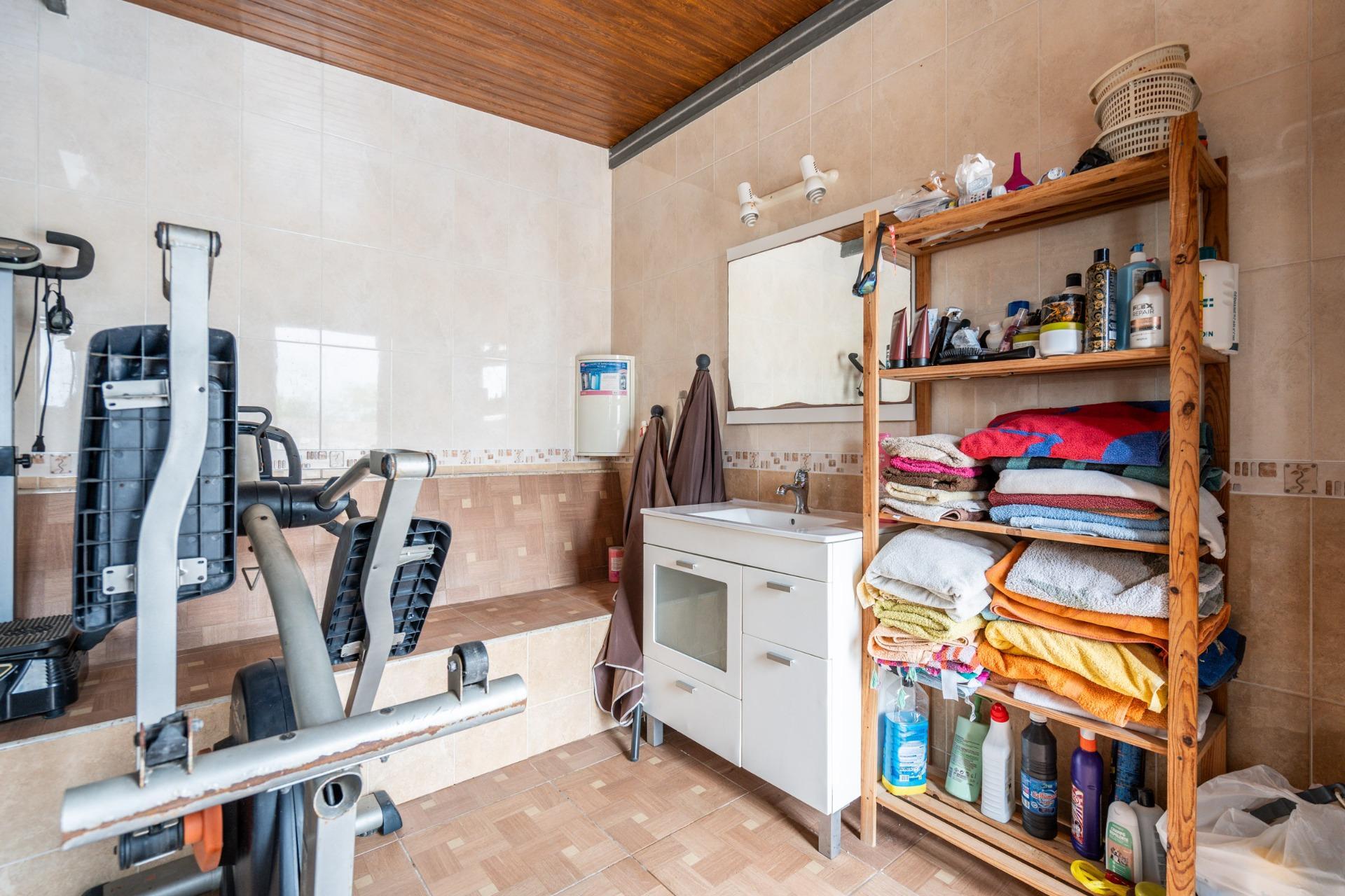 50-64 CORTIJO ANDALUZ CON VARIAS EDIFICACIONES, PISCINA Y 8.000 M² DE TERRENO EN CHICLANA DE LA FRONTERA E
