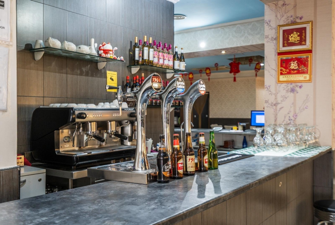^**^ FANTÁSTICO RESTAURANTE EN LEGANÉS – EN RENTABILIDAD O LIBRE DE INQUILINO ^**^ Se vende amplio r