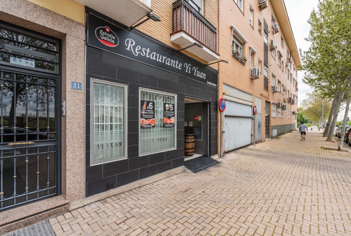 ^**^ FANTÁSTICO RESTAURANTE EN LEGANÉS – EN RENTABILIDAD O LIBRE DE INQUILINO ^**^ Se vende amplio r