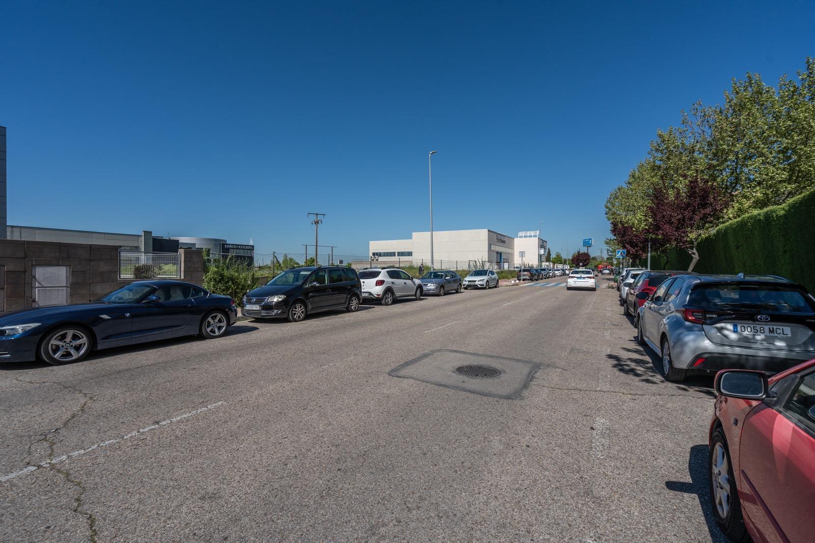 43-7 ¡OPORTUNIDAD INVERSORES Y EMPRESAS! Parcela Urbana de 2.627 m² Frente al Núcleo Urbano Ubicación pri