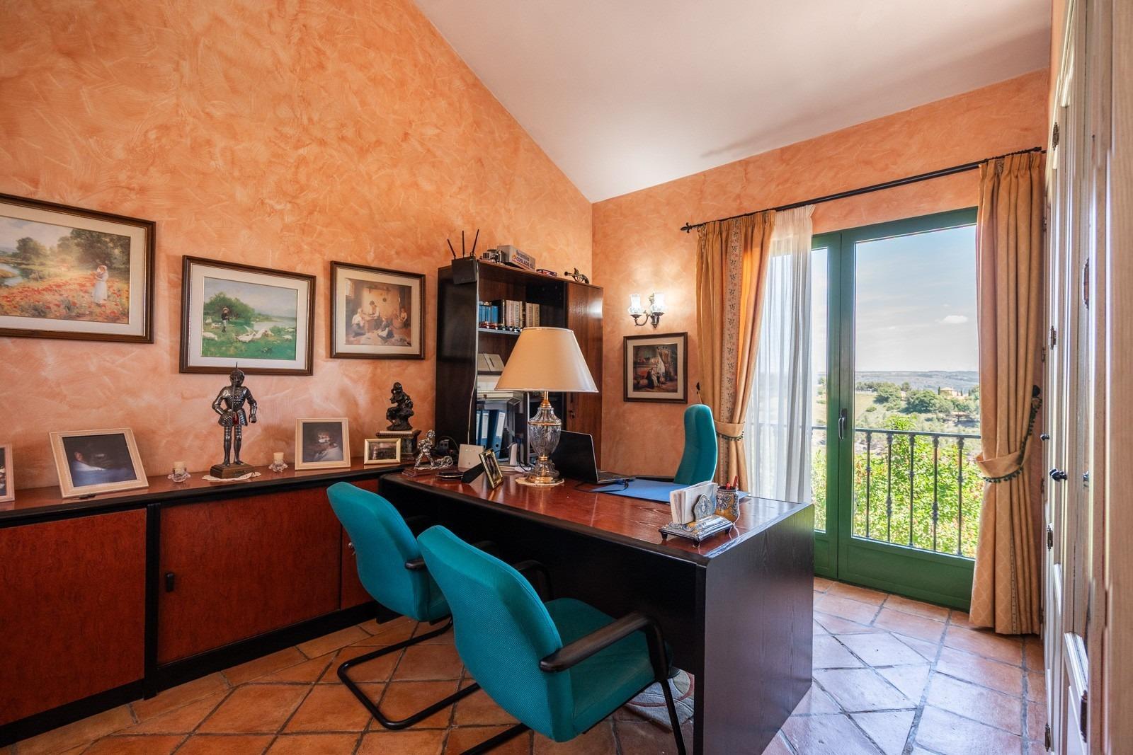 ^^ EN VENTA EXCLUSIVA – IMPRESIONANTE FINCA DE 4 HECTÁREAS EN VALGRANDE, CHINCHÓN ^**^  Ponemos a la