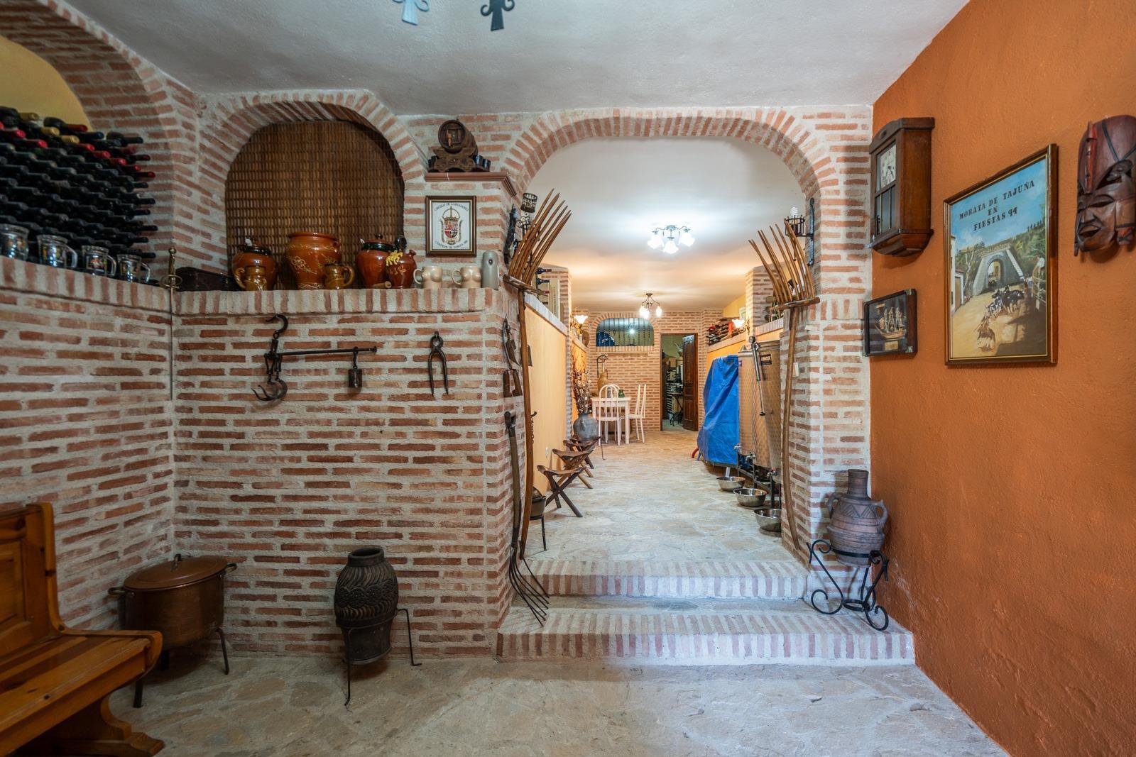 ^^ EN VENTA EXCLUSIVA – IMPRESIONANTE FINCA DE 4 HECTÁREAS EN VALGRANDE, CHINCHÓN ^**^  Ponemos a la
