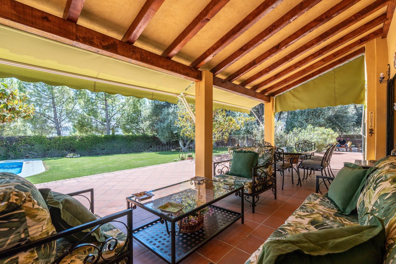 ^^ EN VENTA EXCLUSIVA – IMPRESIONANTE FINCA DE 4 HECTÁREAS EN VALGRANDE, CHINCHÓN ^**^  Ponemos a la