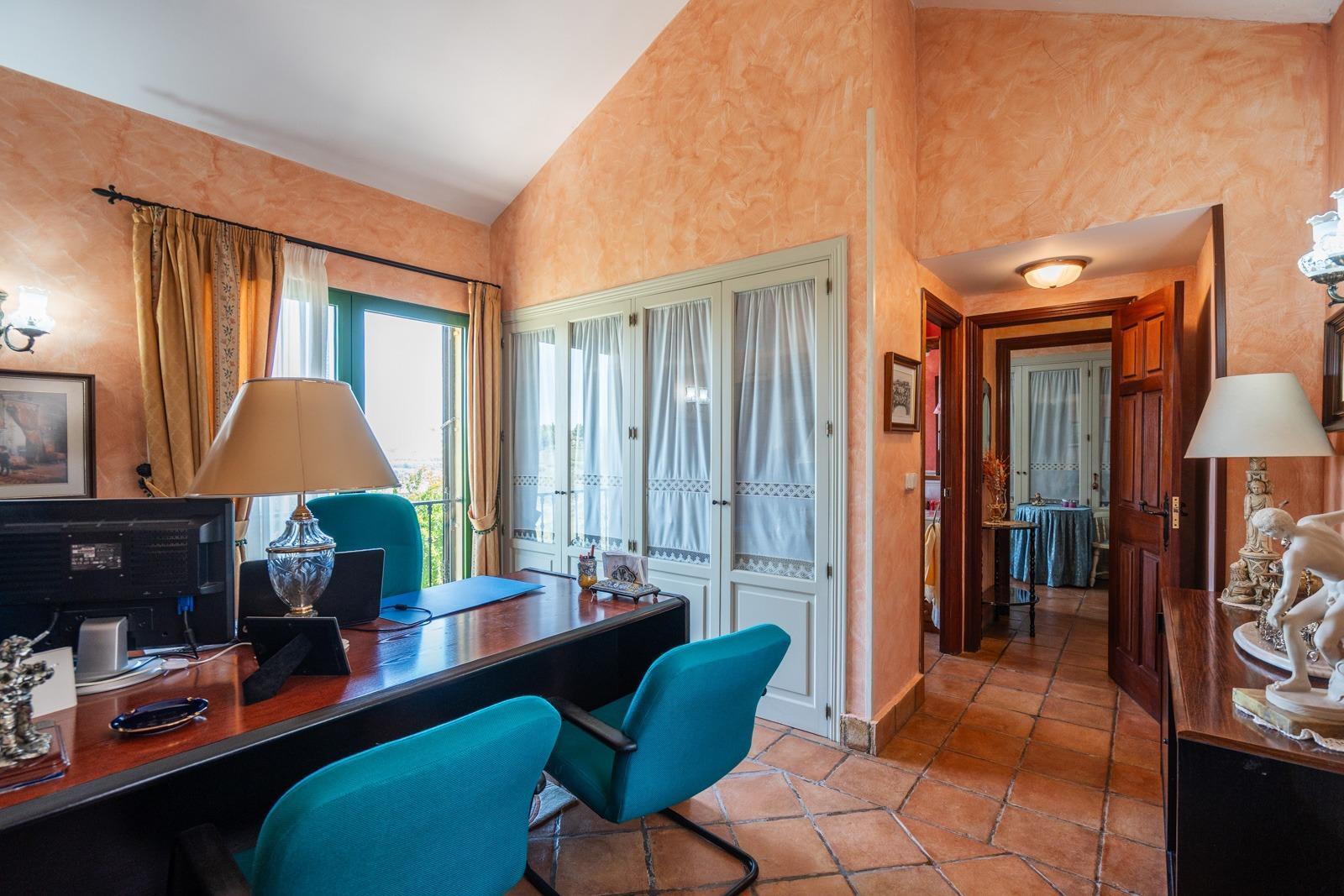 ^^ EN VENTA EXCLUSIVA – IMPRESIONANTE FINCA DE 4 HECTÁREAS EN VALGRANDE, CHINCHÓN ^**^  Ponemos a la