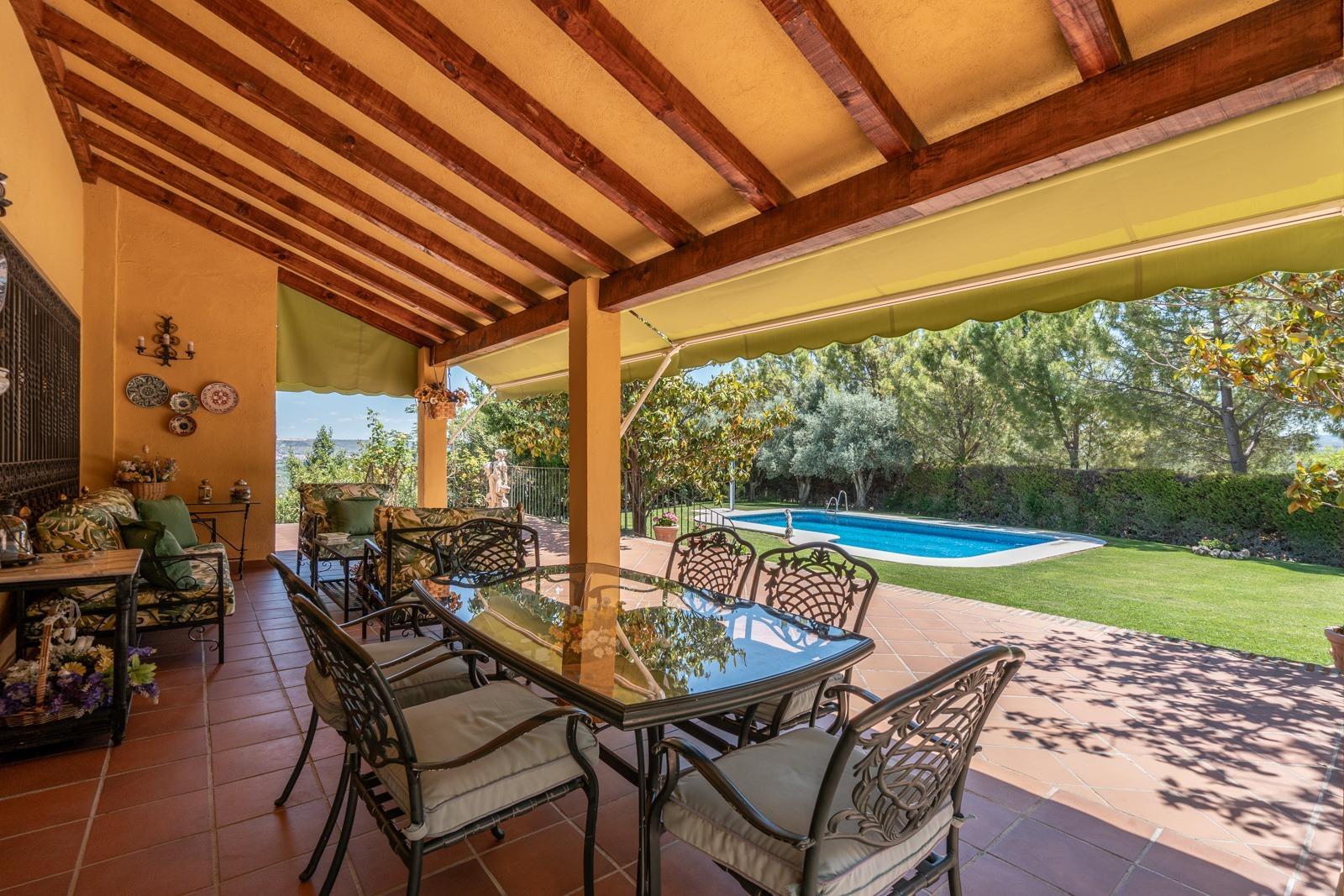 ^^ EN VENTA EXCLUSIVA – IMPRESIONANTE FINCA DE 4 HECTÁREAS EN VALGRANDE, CHINCHÓN ^**^  Ponemos a la