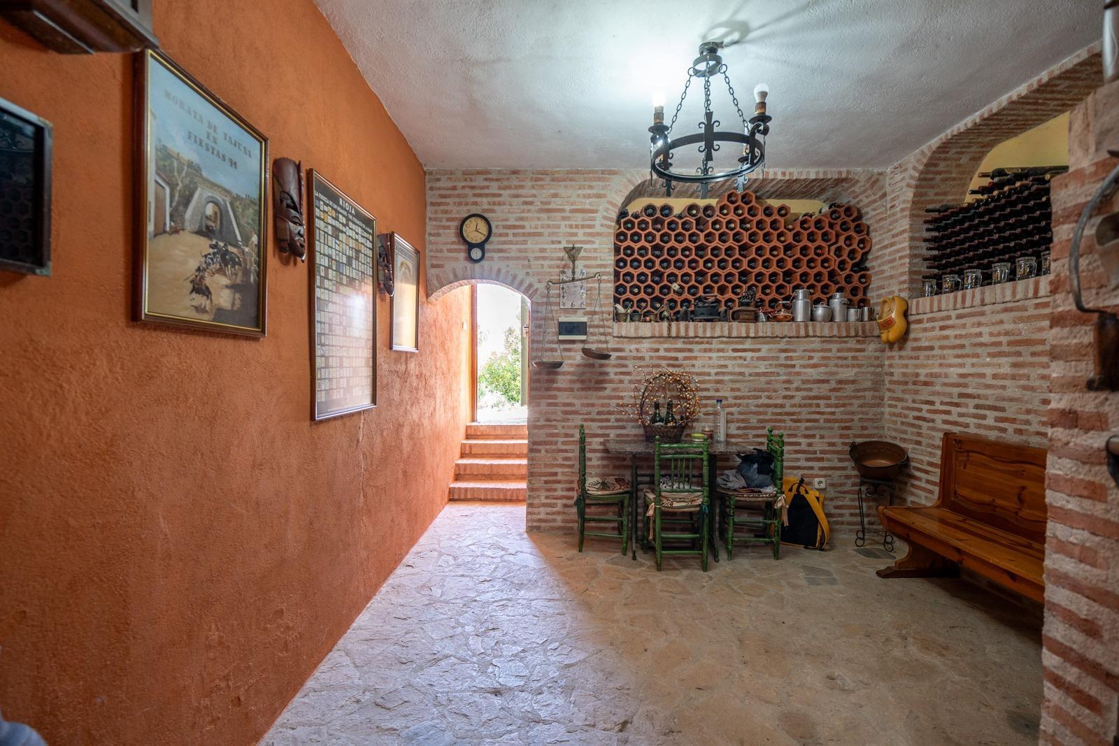 ^^ EN VENTA EXCLUSIVA – IMPRESIONANTE FINCA DE 4 HECTÁREAS EN VALGRANDE, CHINCHÓN ^**^  Ponemos a la