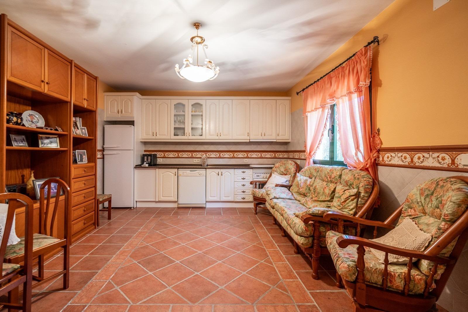 ^^ EN VENTA EXCLUSIVA – IMPRESIONANTE FINCA DE 4 HECTÁREAS EN VALGRANDE, CHINCHÓN ^**^  Ponemos a la