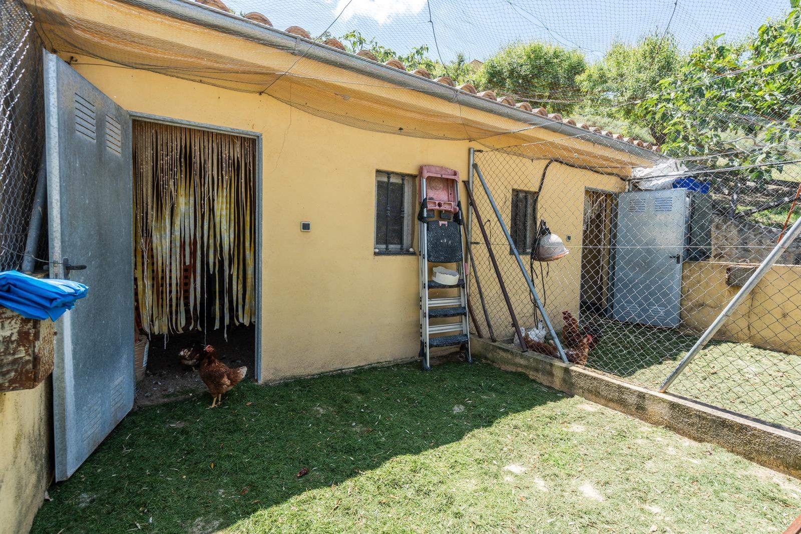 ^^ EN VENTA EXCLUSIVA – IMPRESIONANTE FINCA DE 4 HECTÁREAS EN VALGRANDE, CHINCHÓN ^**^  Ponemos a la