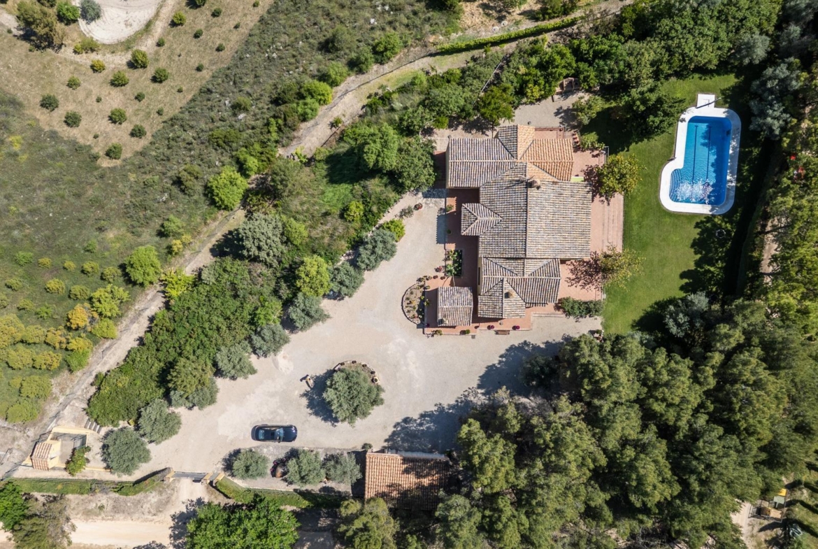 ^^ EN VENTA EXCLUSIVA – IMPRESIONANTE FINCA DE 4 HECTÁREAS EN VALGRANDE, CHINCHÓN ^**^  Ponemos a la