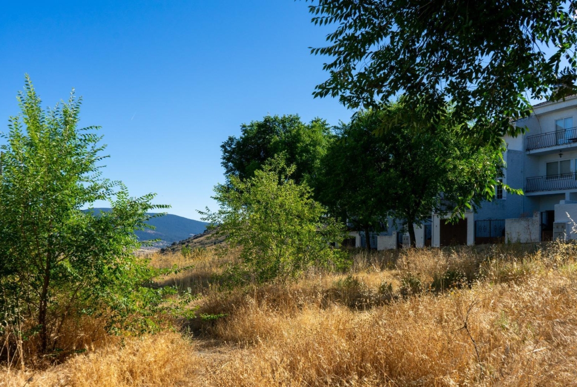 Parcela urbana en Los Ángeles de San Rafael