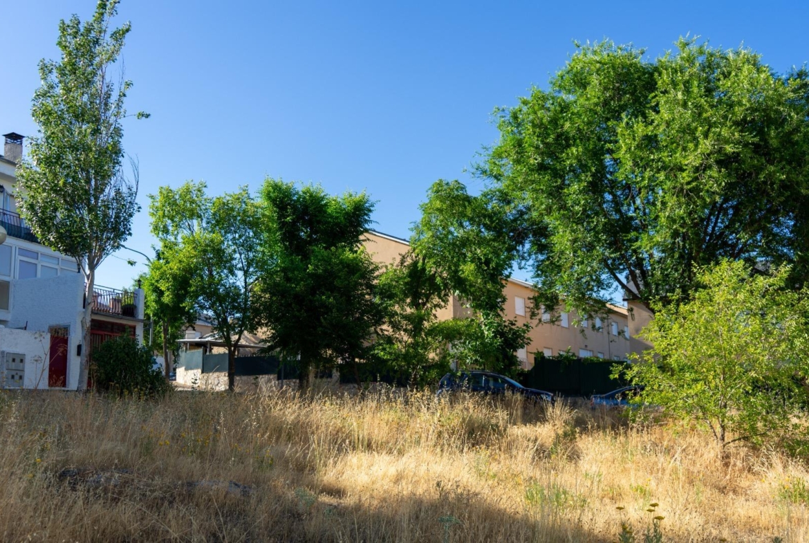 Parcela urbana en Los Ángeles de San Rafael