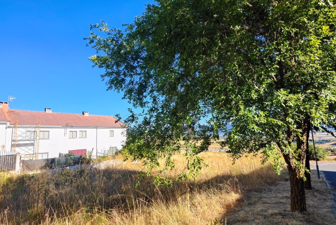Parcela urbana en Los Ángeles de San Rafael