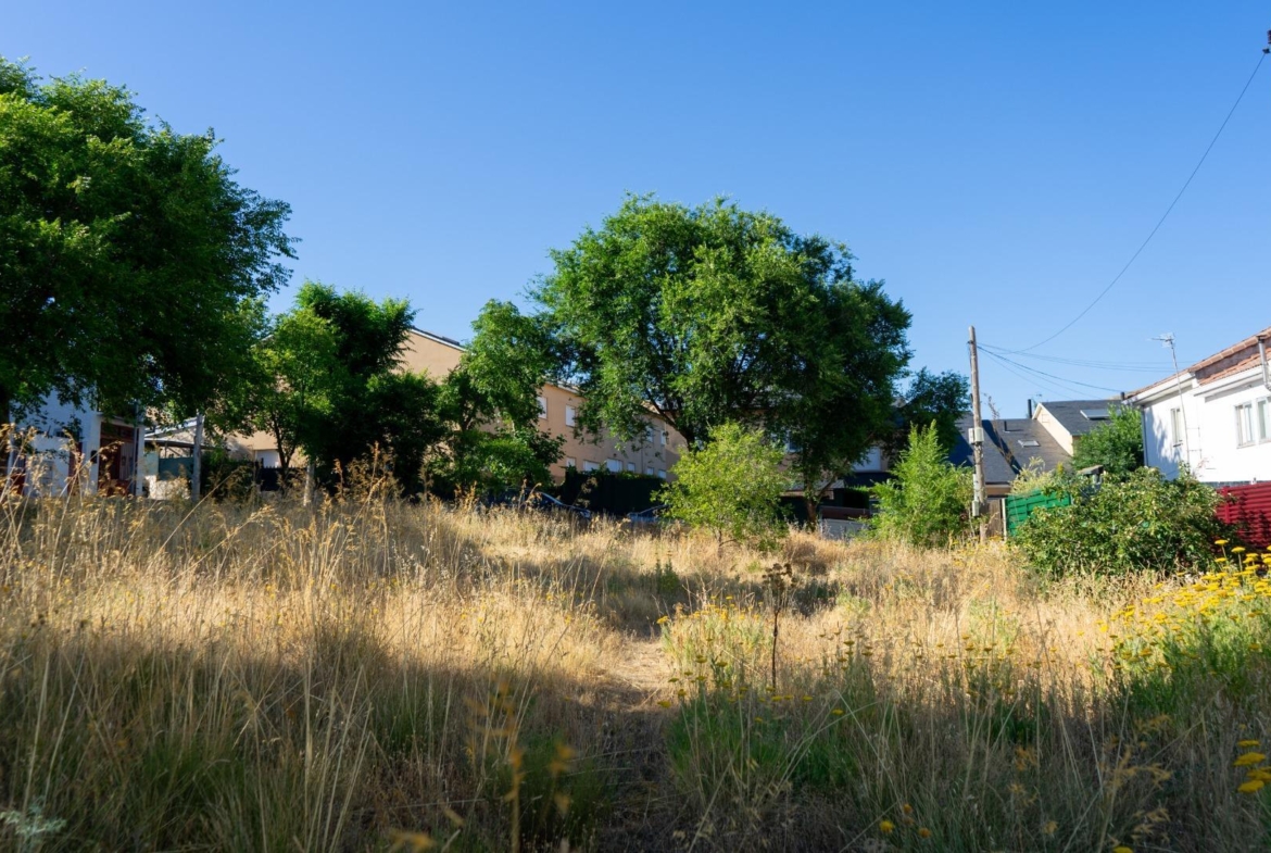 Parcela urbana en Los Ángeles de San Rafael