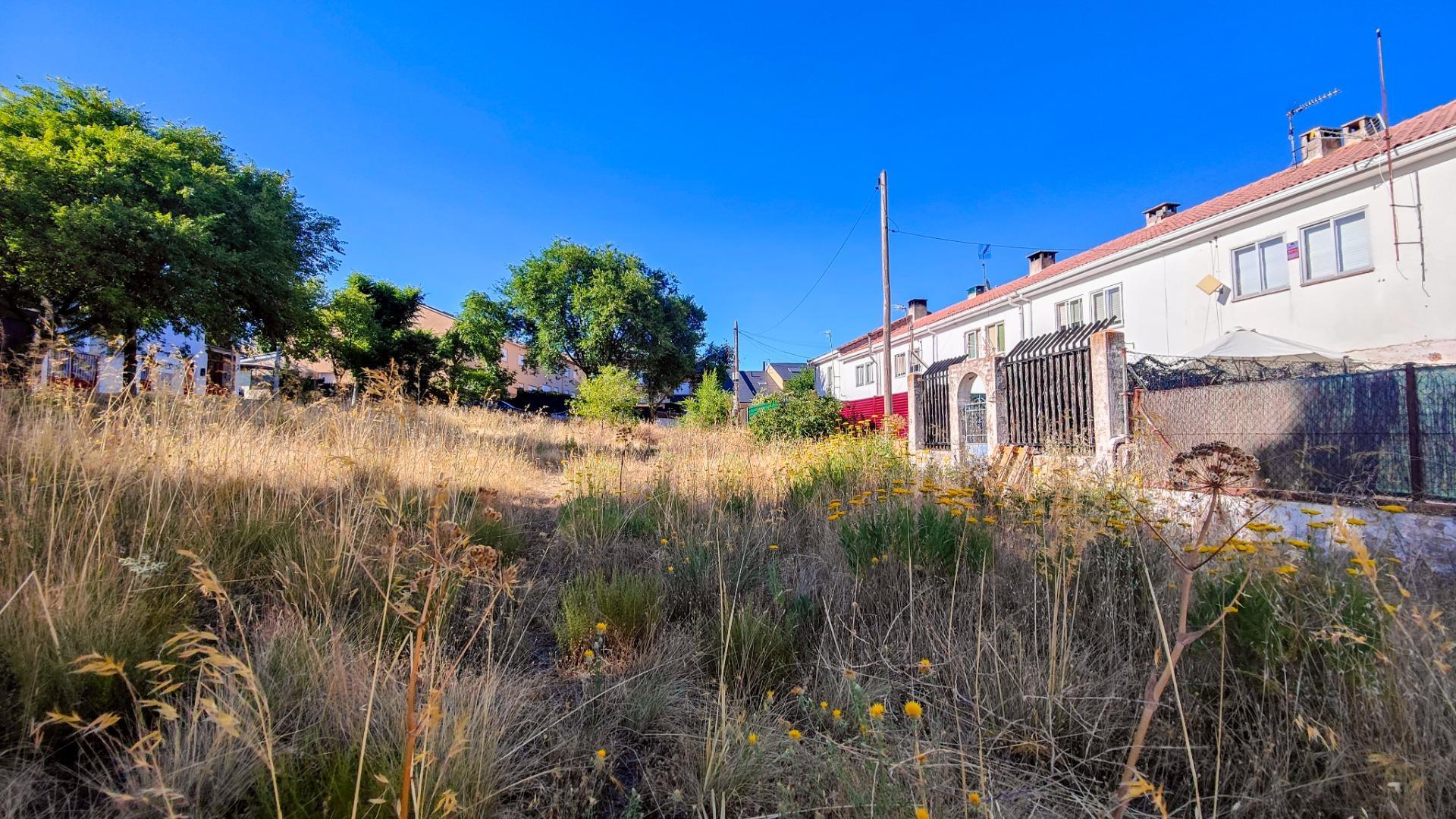9-25 Parcela urbana en Los Ángeles de San Rafael