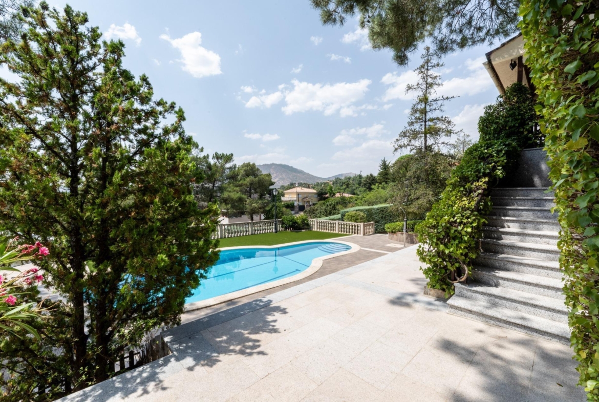 House / detached house en alquiler, Robledo De Chavela