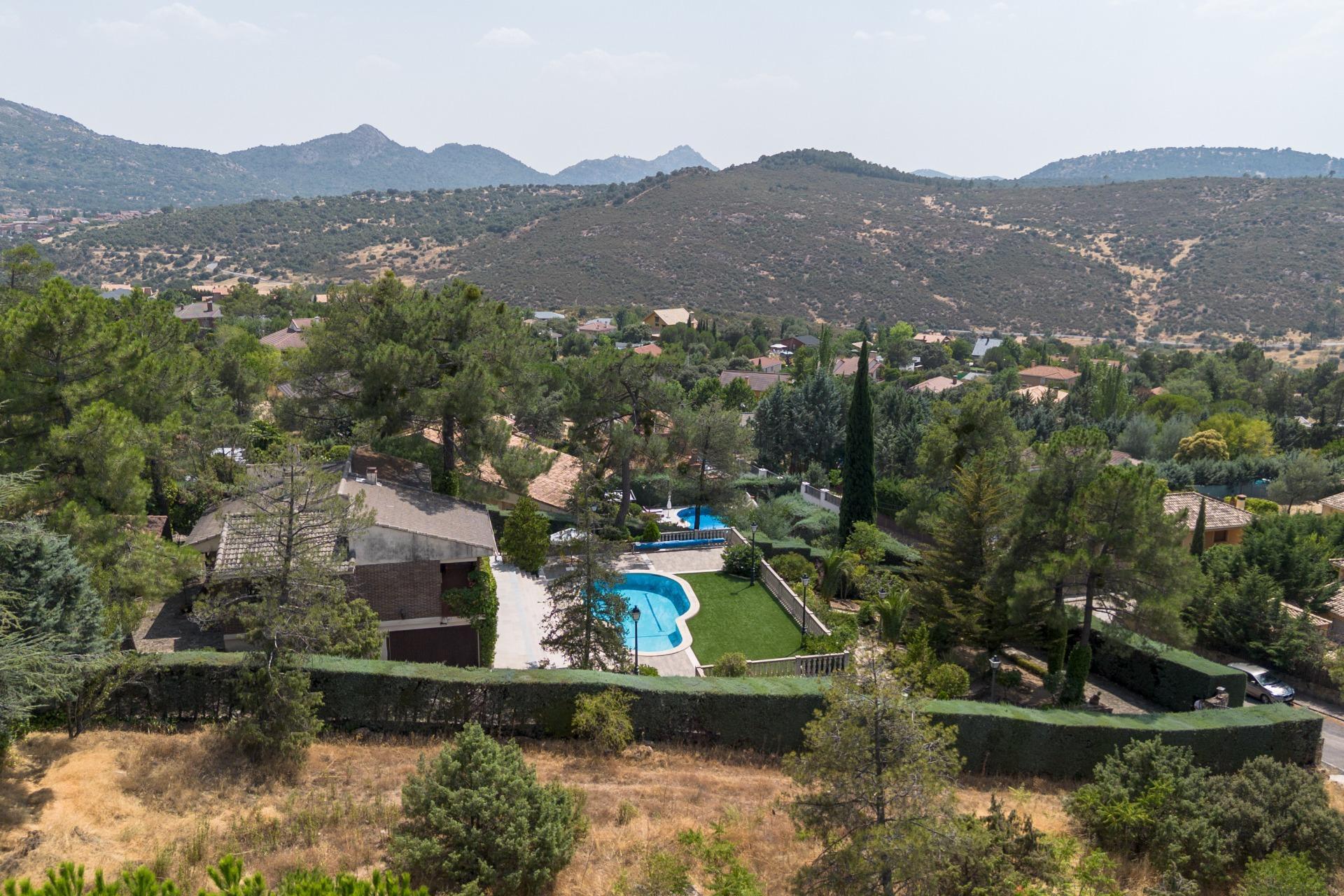 House / detached house en alquiler, Robledo De Chavela