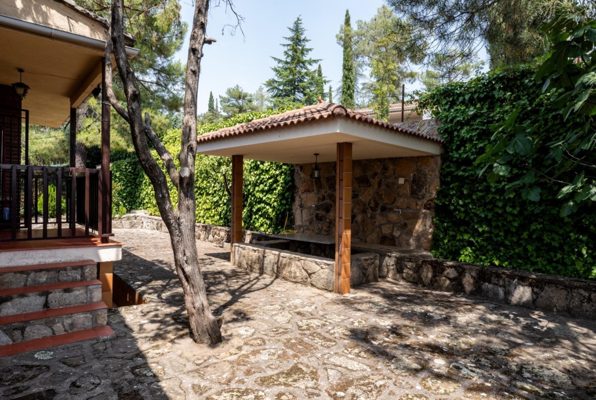House / detached house en alquiler, Robledo De Chavela
