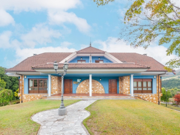 Espetacular Vivienda Vacacional en Piloña: Espacio y Comodidad