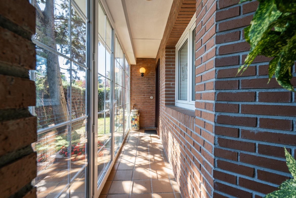 EXCLUSIVO CHALET EN URBANIZACIÓN PREMIUM CON CLUB SOCIAL Y SEGURIDAD 24H EN BECERRIL DE LA SIERRA
