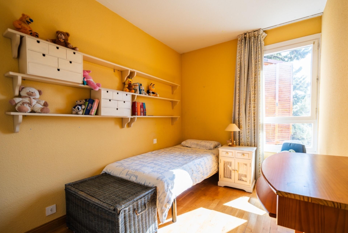 EXCLUSIVO CHALET EN URBANIZACIÓN PREMIUM CON CLUB SOCIAL Y SEGURIDAD 24H EN BECERRIL DE LA SIERRA