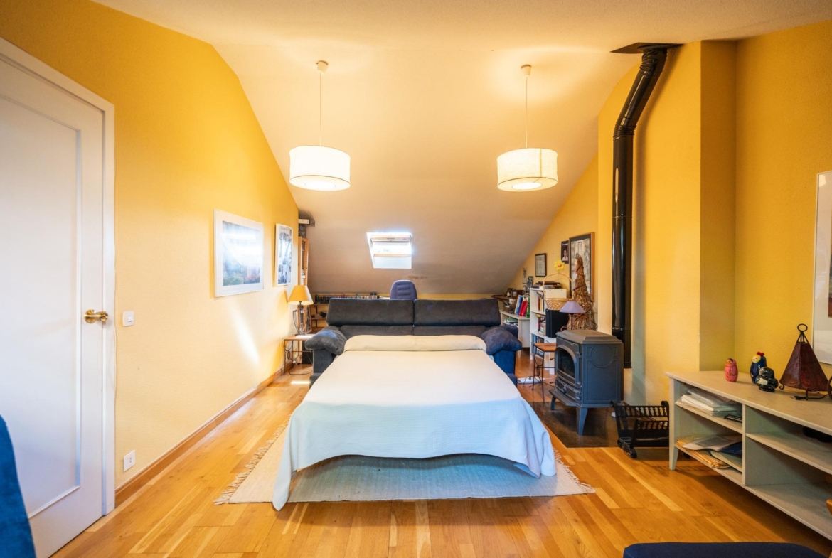 EXCLUSIVO CHALET EN URBANIZACIÓN PREMIUM CON CLUB SOCIAL Y SEGURIDAD 24H EN BECERRIL DE LA SIERRA