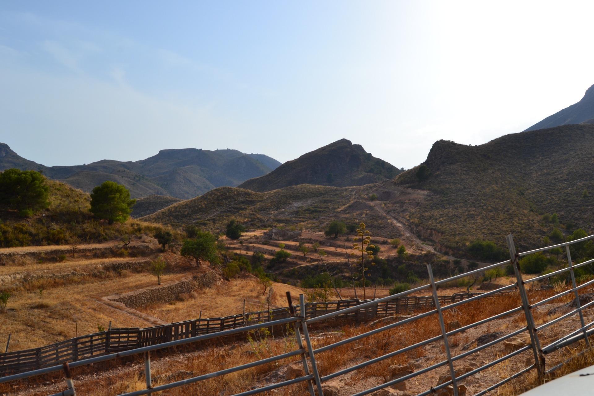 ^**^FINCA RÚSTICA DE MÁS DE 2.500.000 M² CON POSIBILIDAD DE RECONSTRUCCIÓN DE VIVIENDAS DE MÁS DE 600 M² EXISTENTES, ENTRE LORCA Y ÁGUILAS, MURCIA. VISTAS AL MAR^**^ .