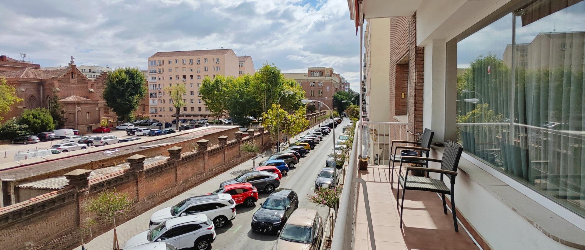 12-23 Luz, terraza y máxima privacidad en la mejor zona de Juan Bravo