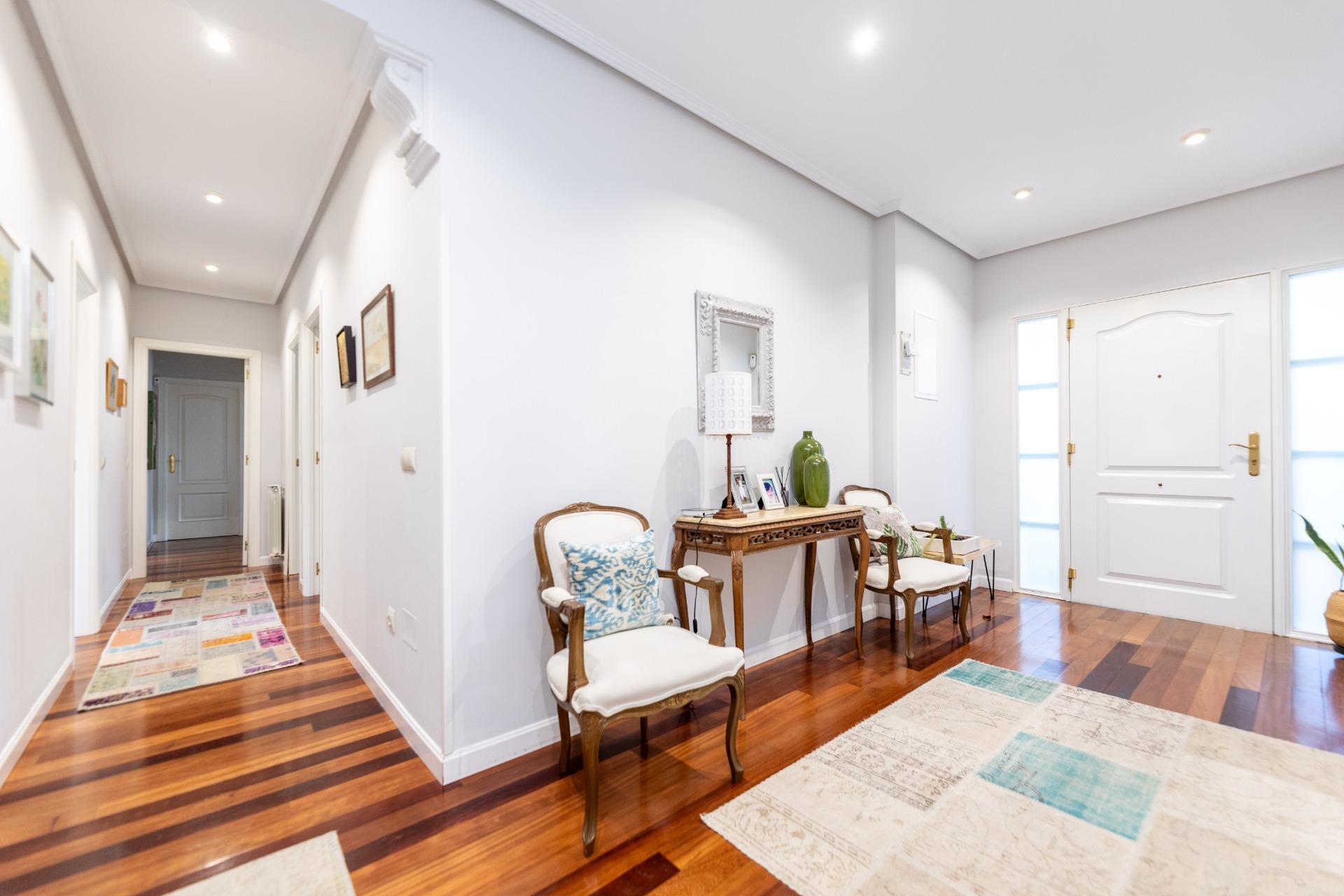 38-15 EXCLUSIVA VILLA EN LA BERZOSA
