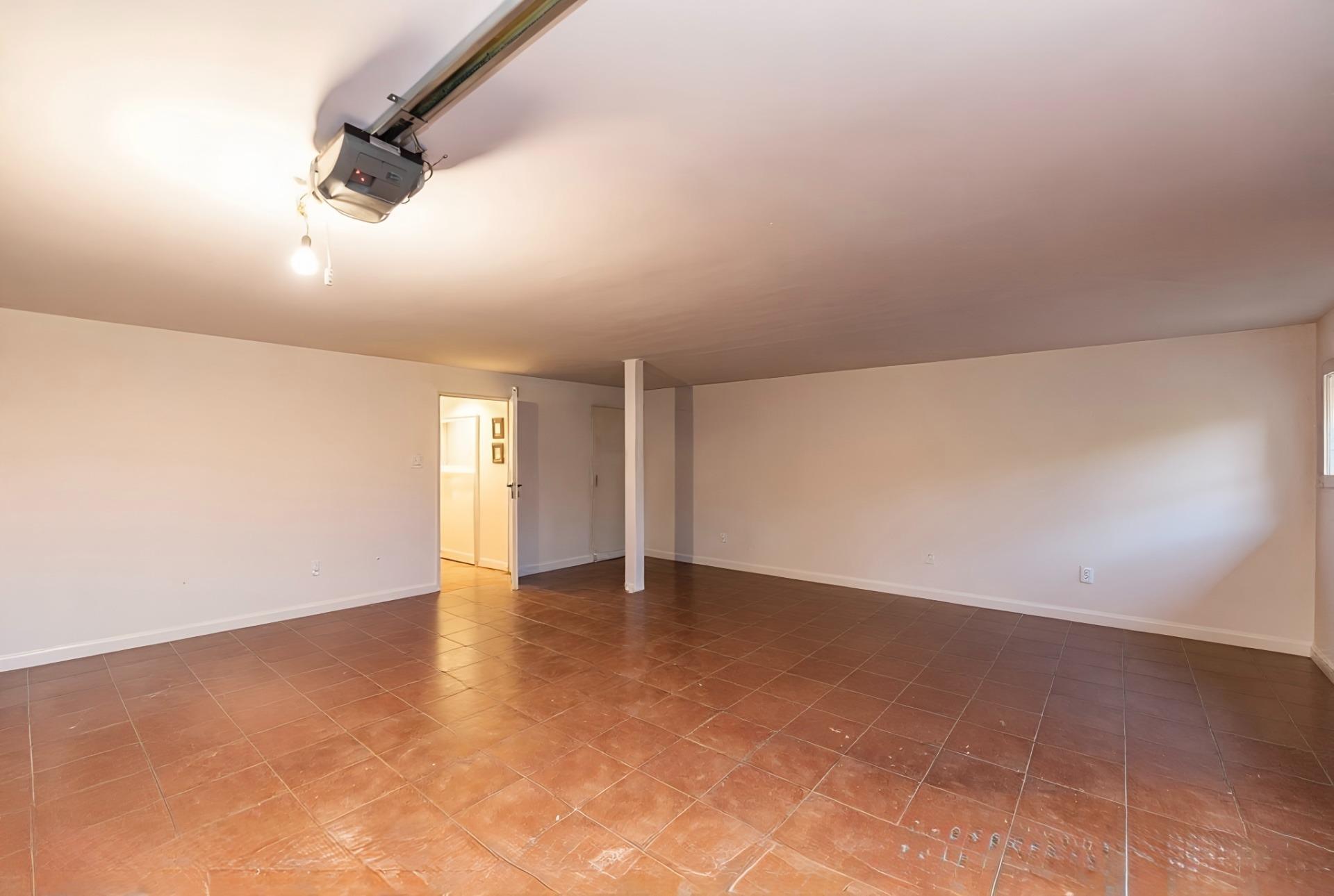 38-60 EXCLUSIVA VILLA EN LA BERZOSA