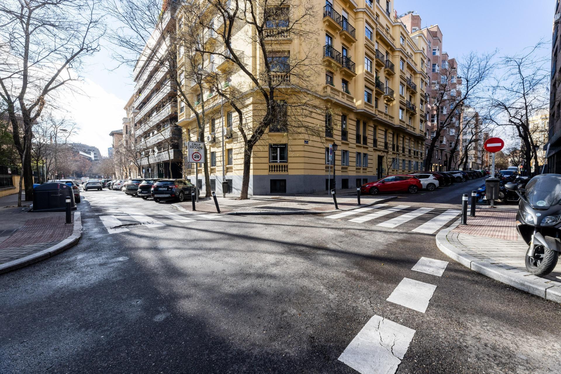 12-2 Oficina Barrio Almagro.